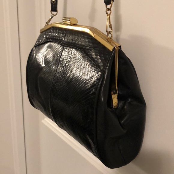 Vintage Black Reptile Skin clutch/purse - Picture 2 of 6